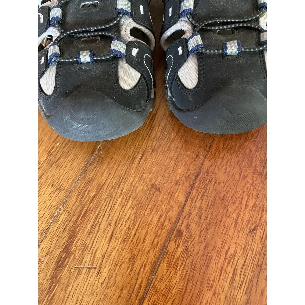 HOBIBEAR Unisex Sport Water Sandals Closed-Toe Outdoor (Big Kid) US Size 5Y